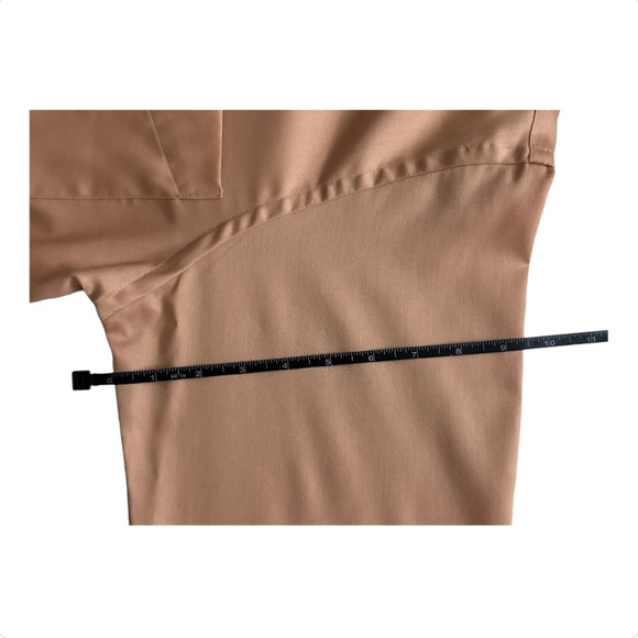 Geoffrey Beene Men's Dress Shirt { Medium - 15 - 32/33 } Mellow Apricot - Peach - Picture 7 of 10